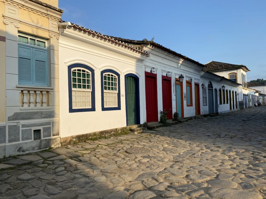 Imagem mostra centro histórico de Porto Seguro.