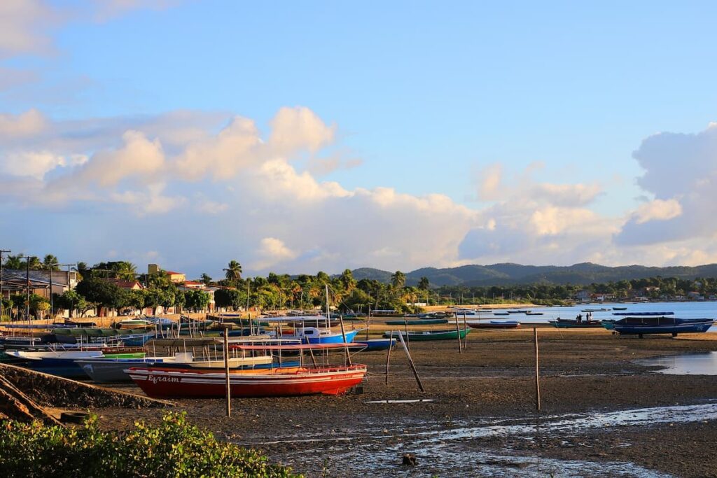 Imagem mostra fim de tarde em Porto Seguro.