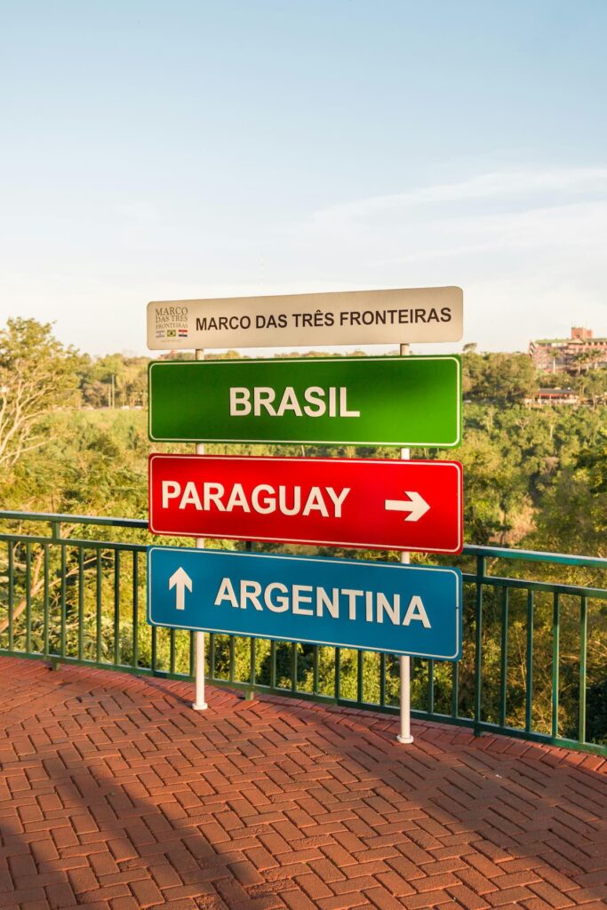 Imagem mostra um dos mais belos pontos turísticos em Foz do Iguaçu.